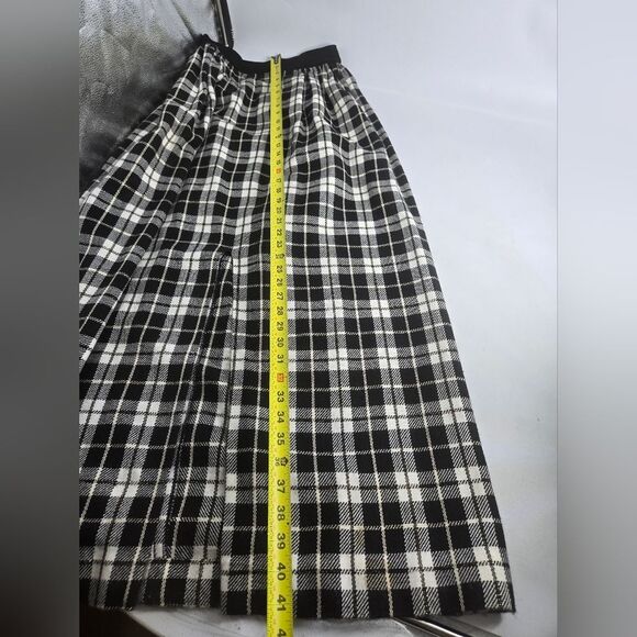 Vintage Plaid Maxi Skirt - Picture 6 of 7